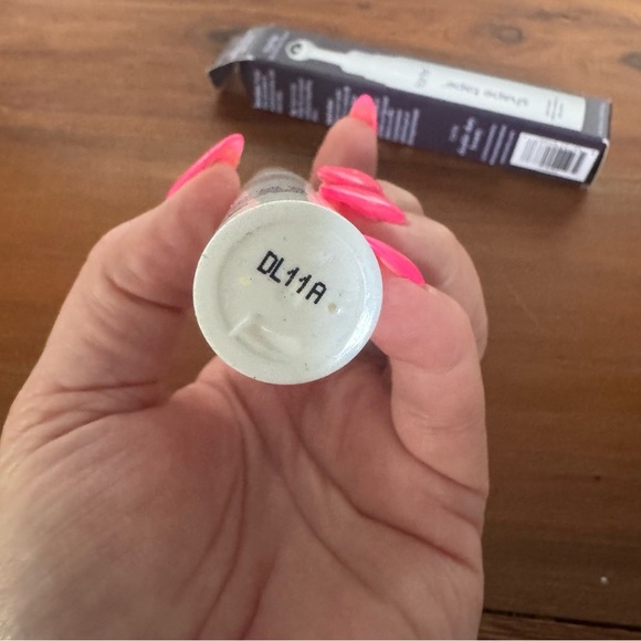 NEW IN BOX tarte shape tape eye cream ~ roller ~ full size! - Picture 9 of 11